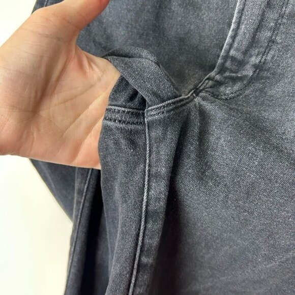 Good American Good Legs Straight Jean - Picture 8 of 11